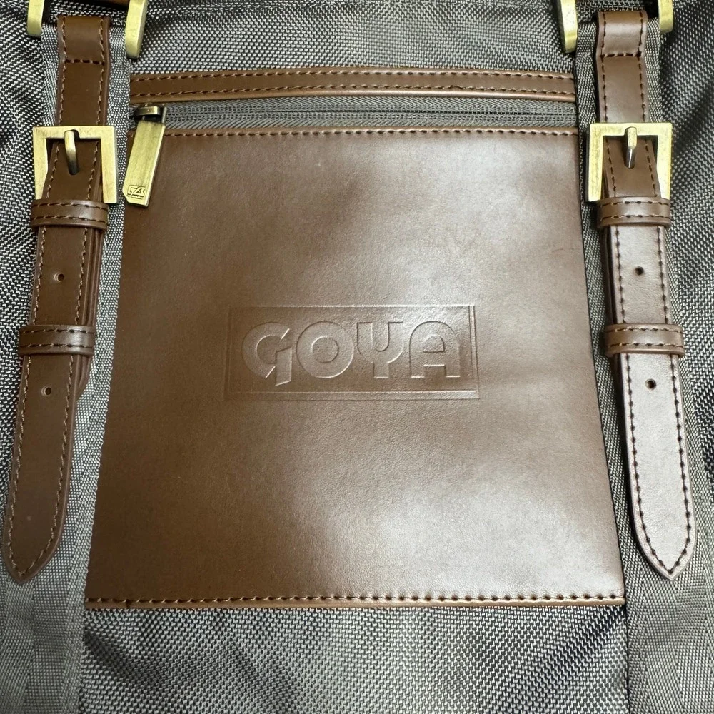 Cutter & Buck Unisex Laptop Messenger Bag Briefcase Brown Tan 16